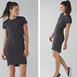 lululemon athletica Heathered Black Short Sleeve Knit Dress